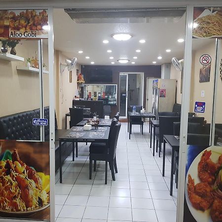 Royal Inn Kitchen And Bar Pattaya Extérieur photo